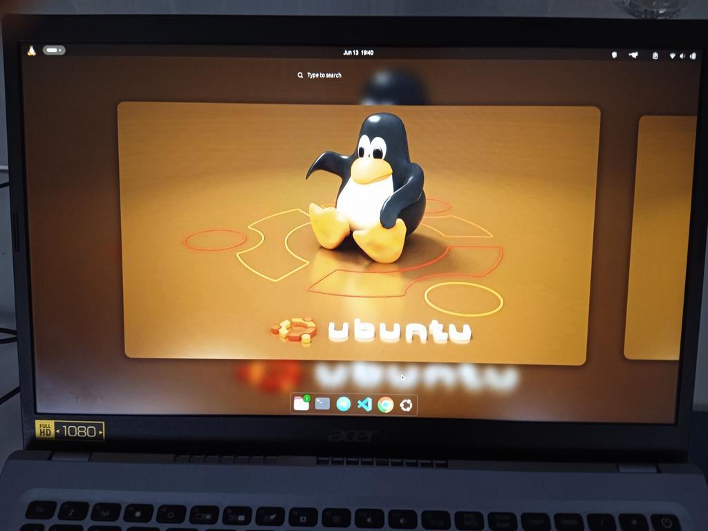 Linux Ubuntu Logo Pinguin